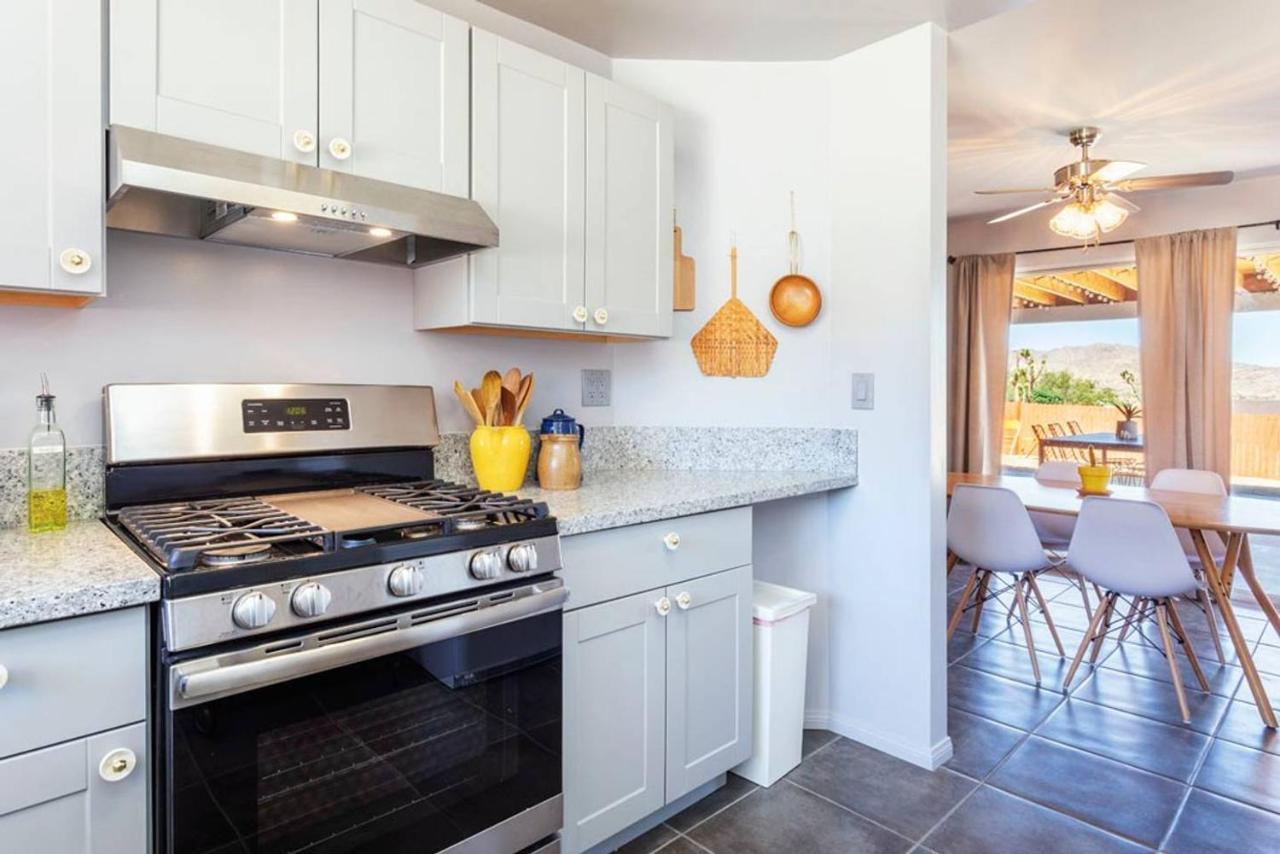 Made In The Shade - Central, Hot Tub, Ac, Sleeps 8 Villa Joshua Tree Luaran gambar