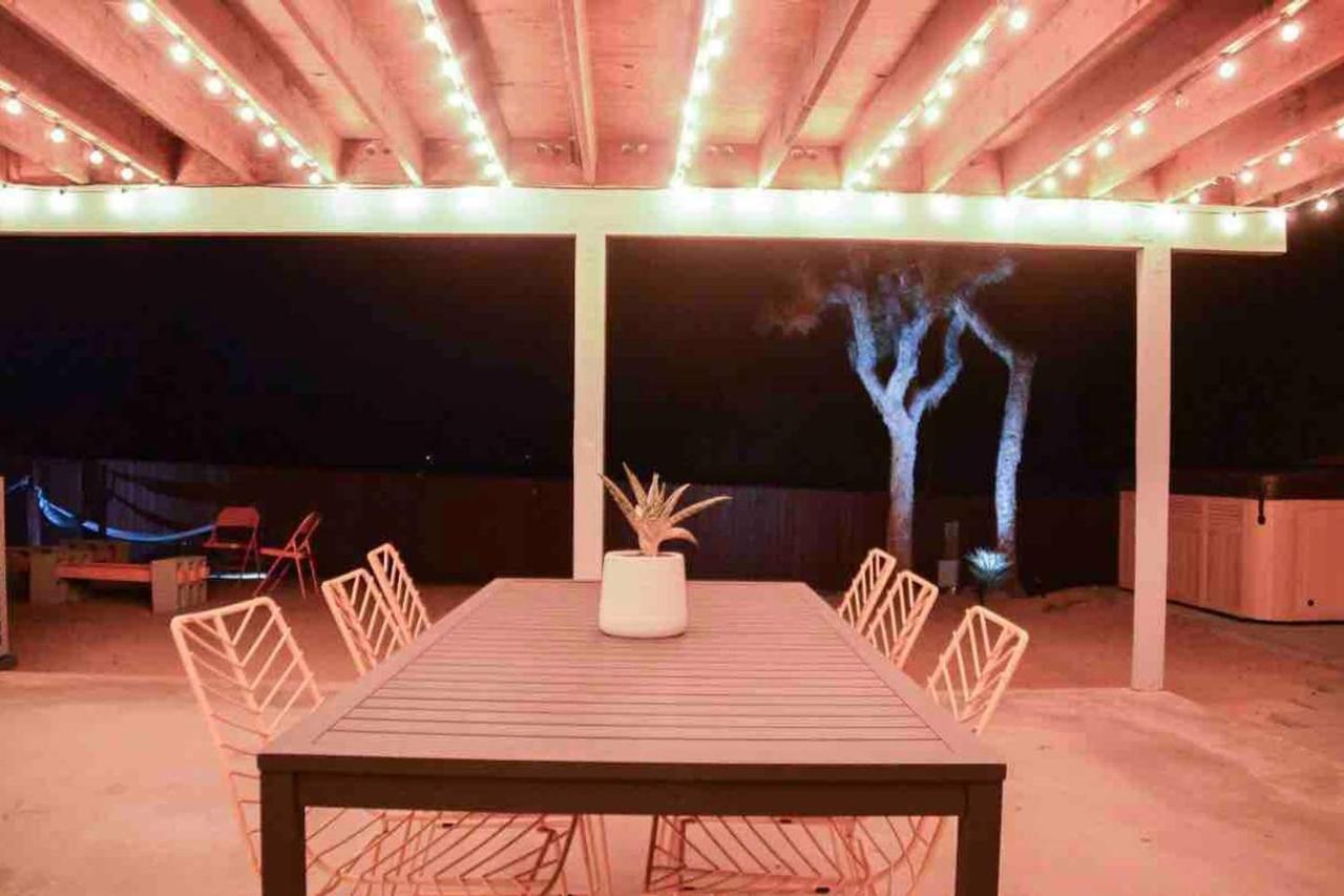 Made In The Shade - Central, Hot Tub, Ac, Sleeps 8 Villa Joshua Tree Luaran gambar